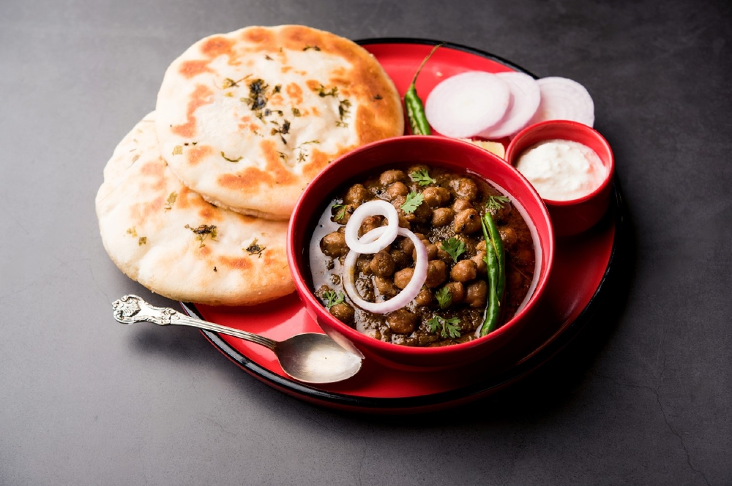 How to Make Punjabi Chana Kulcha: A Step-by-Step Guide